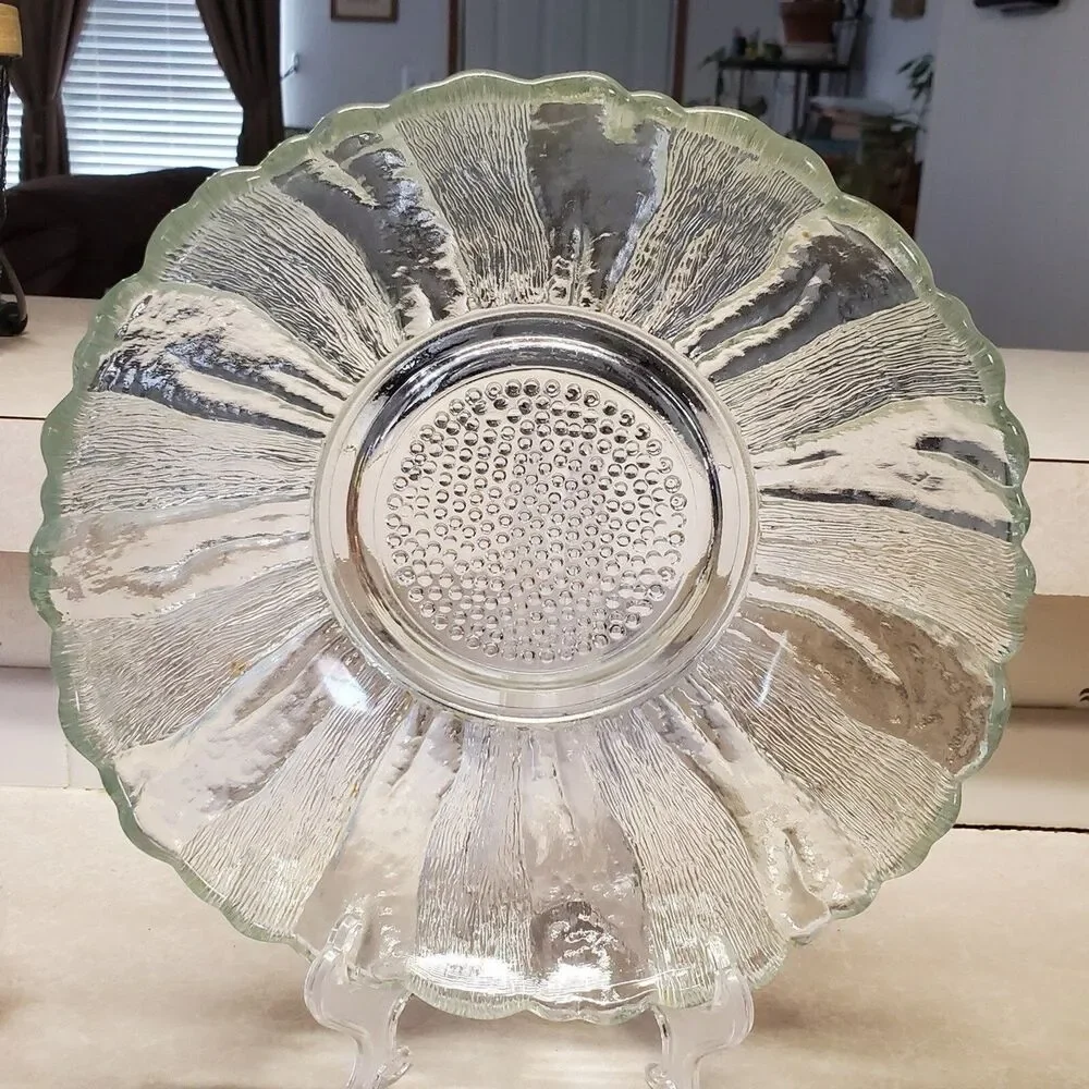 Anchor Hocking Clear Country Estate Sunflower Chip Bowl